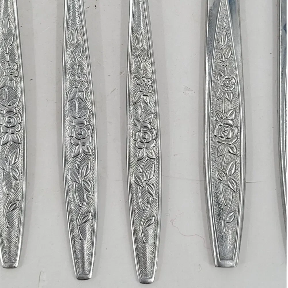 Eldan ELD18 Stainless Flatware Set Japan Roses Textured 24 Pc Tableware